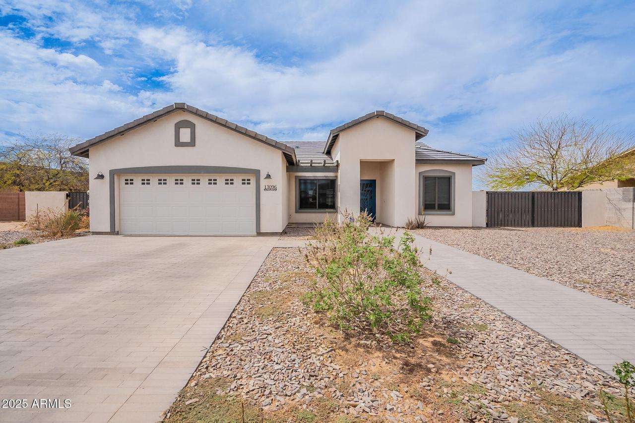 13096 S La Rambia Rd., Arizona City, AZ 85123
