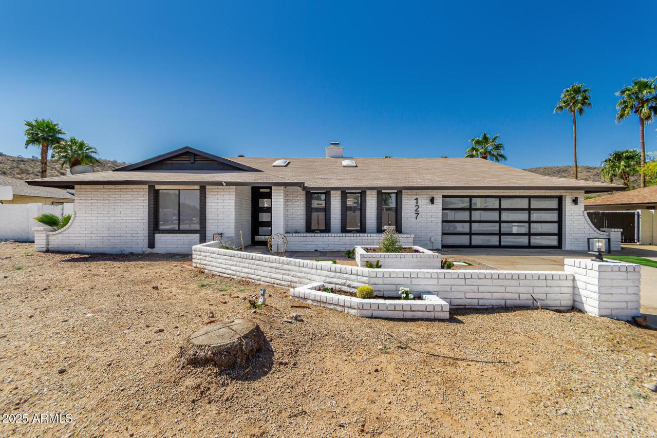127 E Pershing Ave., Phoenix, AZ 85022