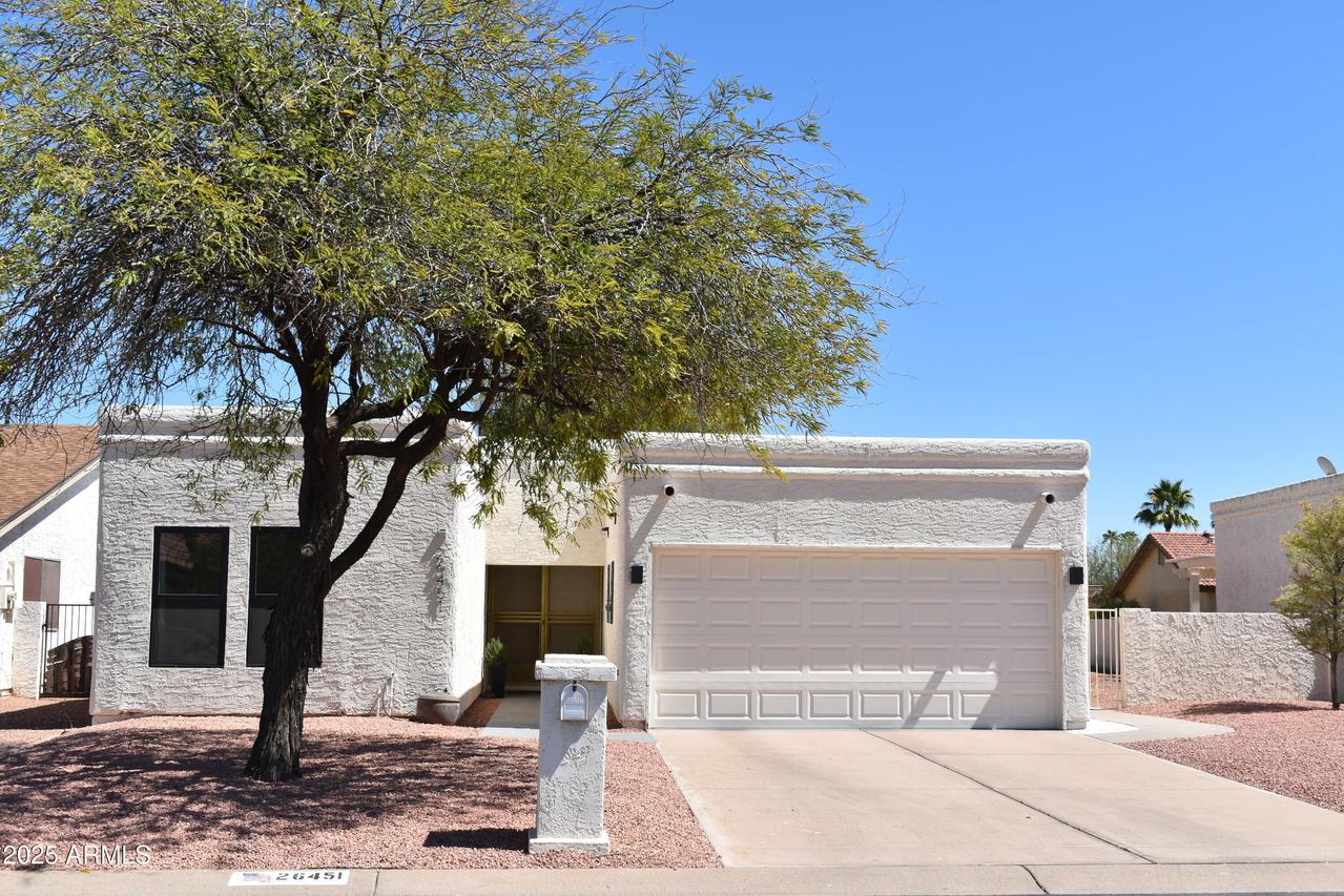 26451 S Hogan Dr., Sun Lakes, AZ 85248