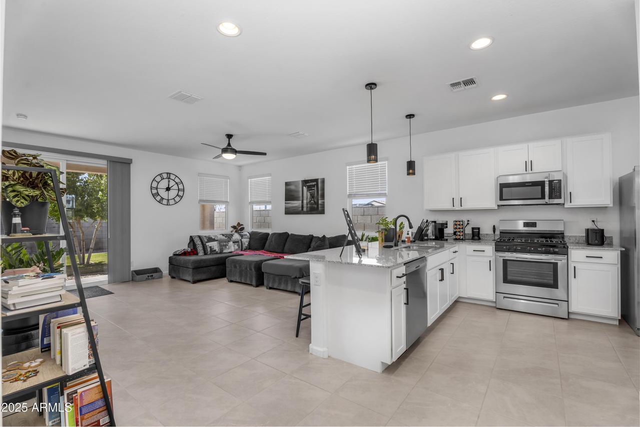 2445 W La Salle St., Phoenix, AZ 85041