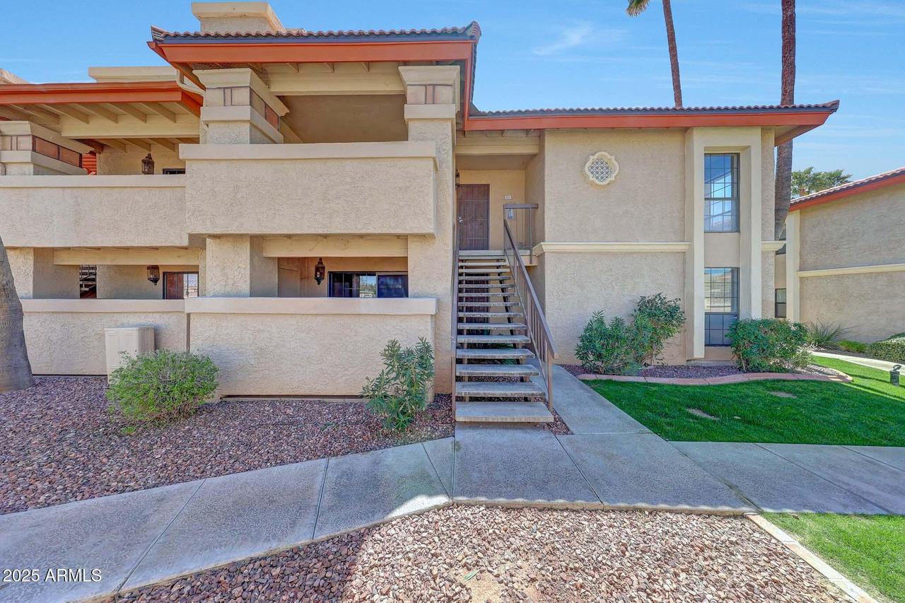 10410 N Cave Creek Rd. #1011, Phoenix, AZ 85020