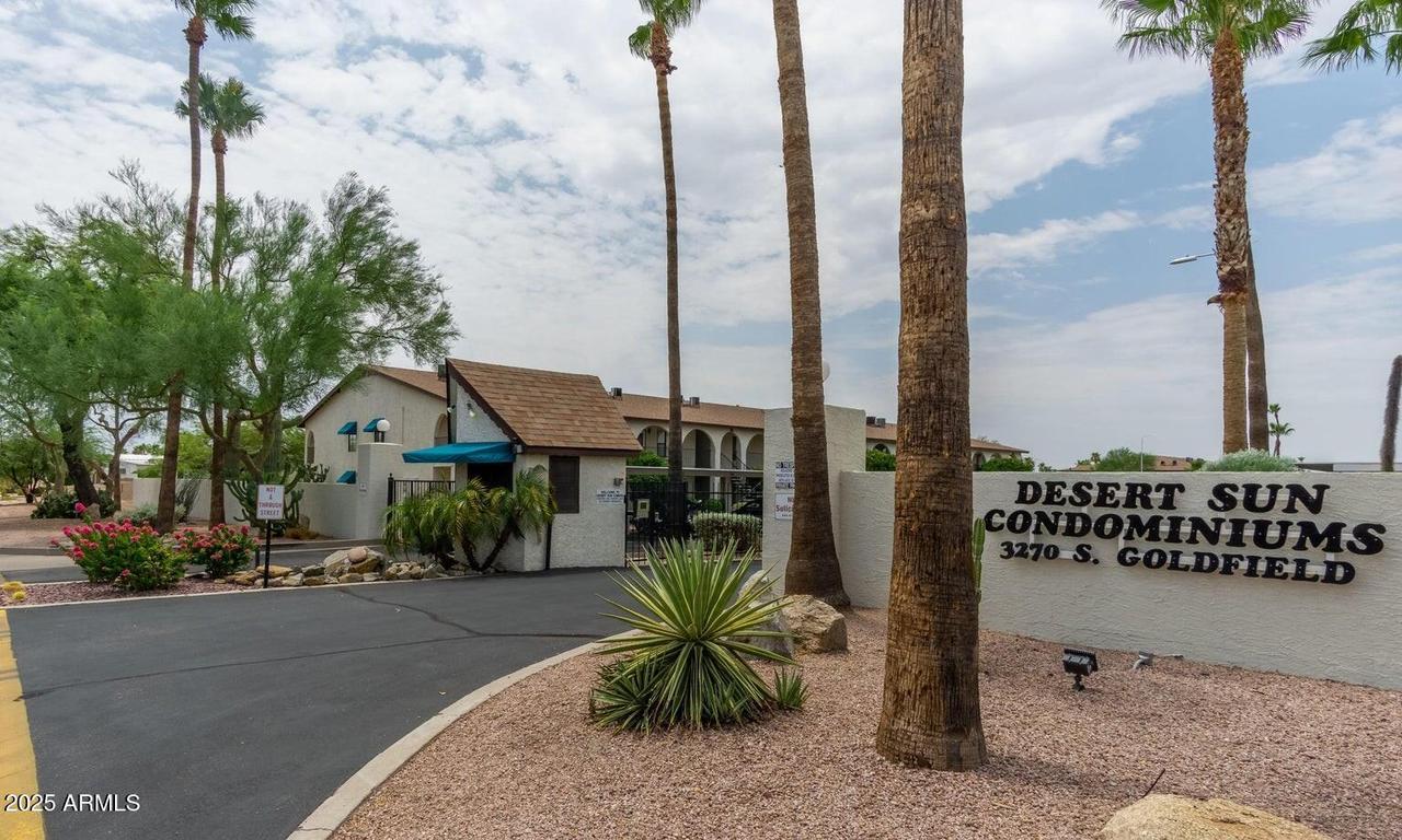 3270 S Goldfield Rd. #304, Apache Junction, AZ 85119