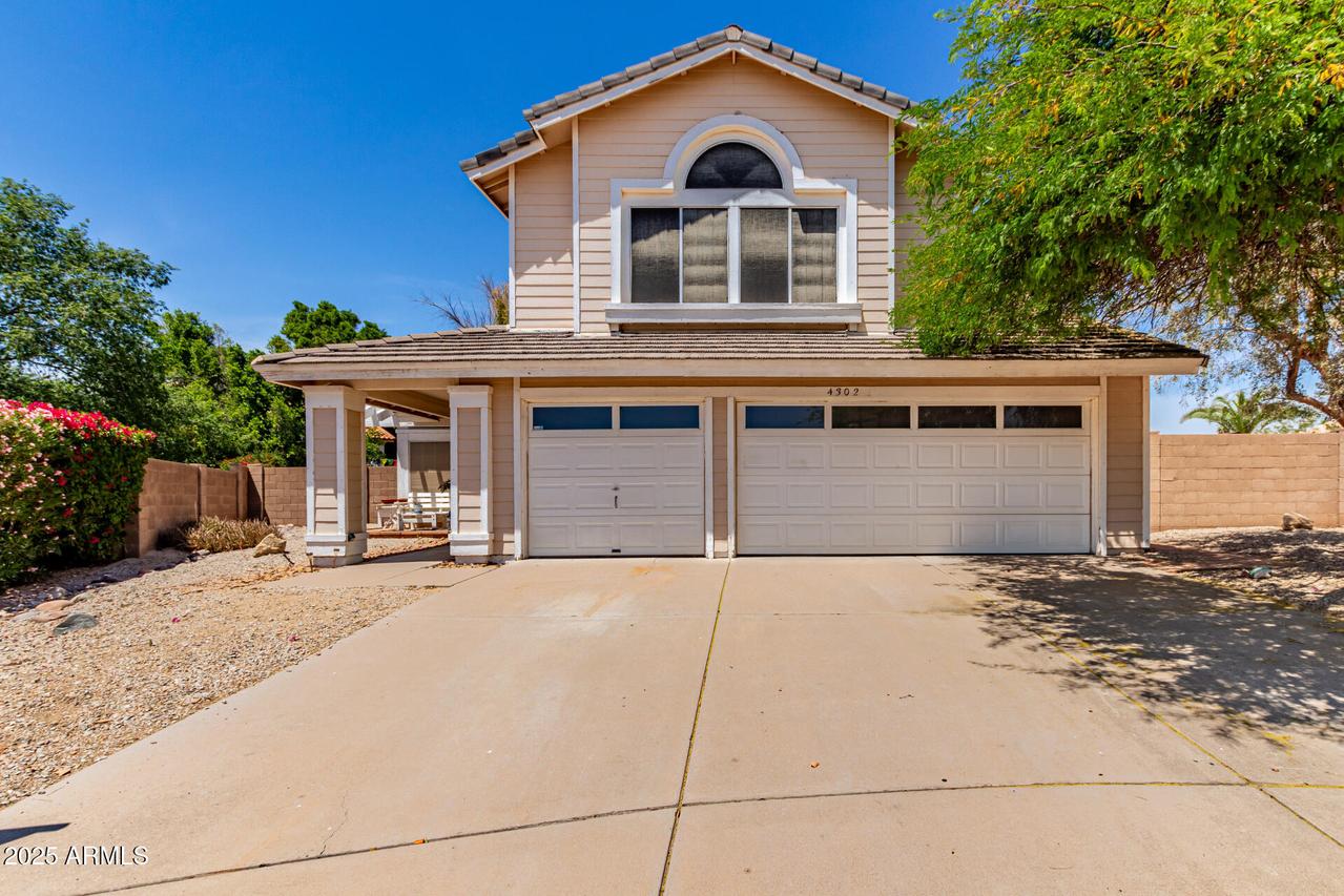4302 E Mountain Vista Dr., Phoenix, AZ 85048