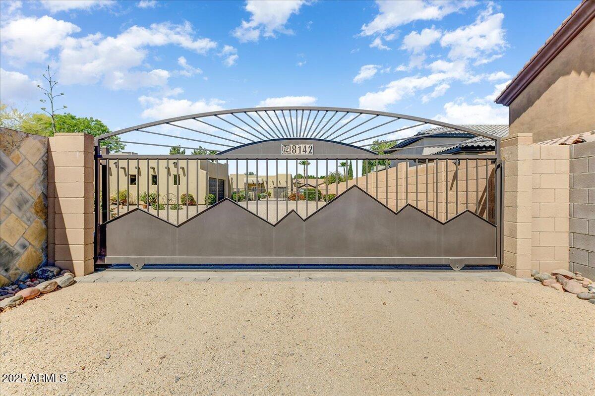 8142 W Avenida Del Sol St., Peoria, AZ 85383