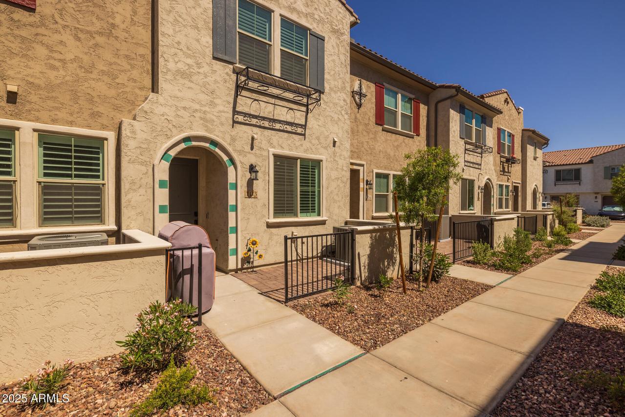 1847 E Bernie Ln. #103, Gilbert, AZ 85295