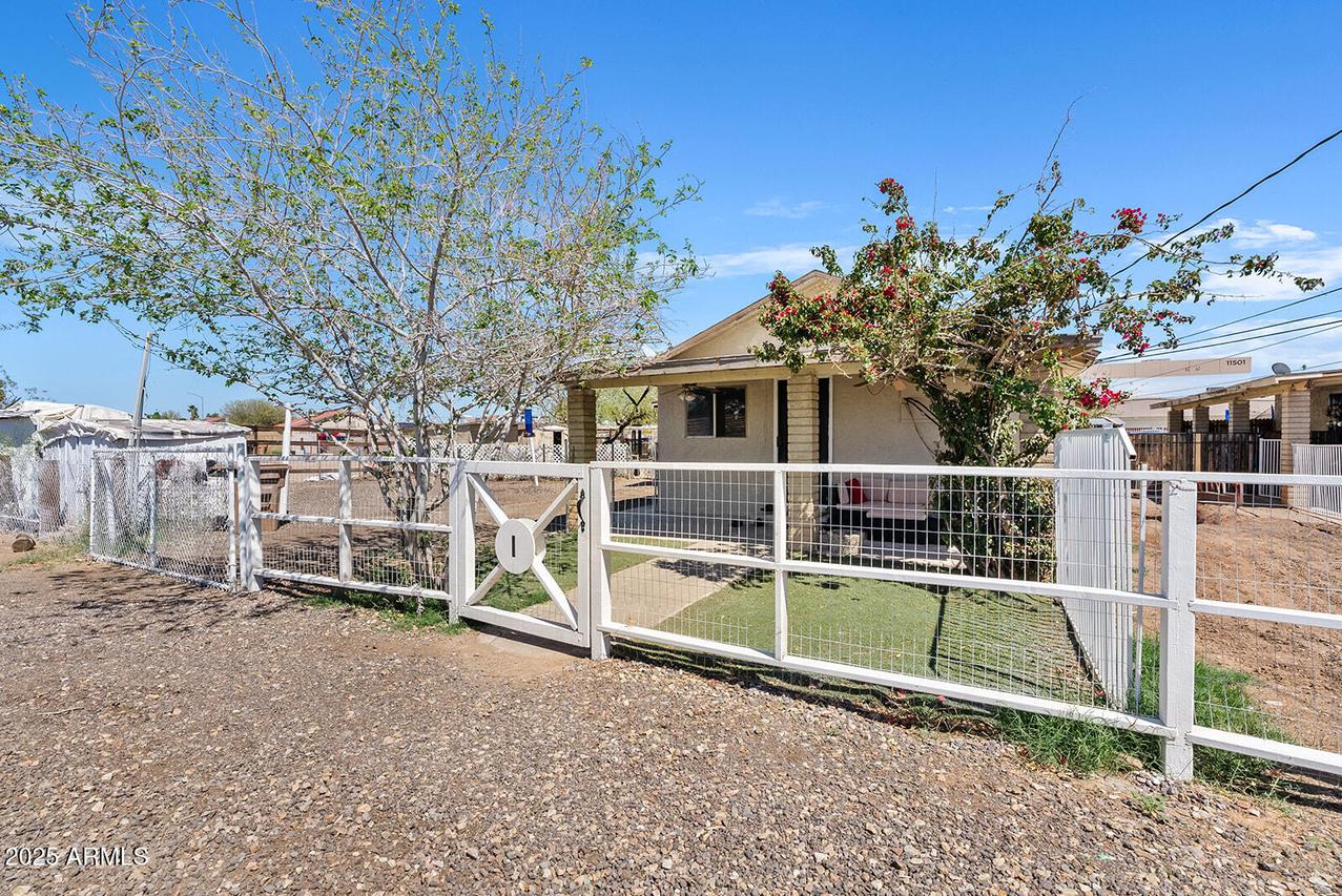 11507 N 79th Dr., Peoria, AZ 85345