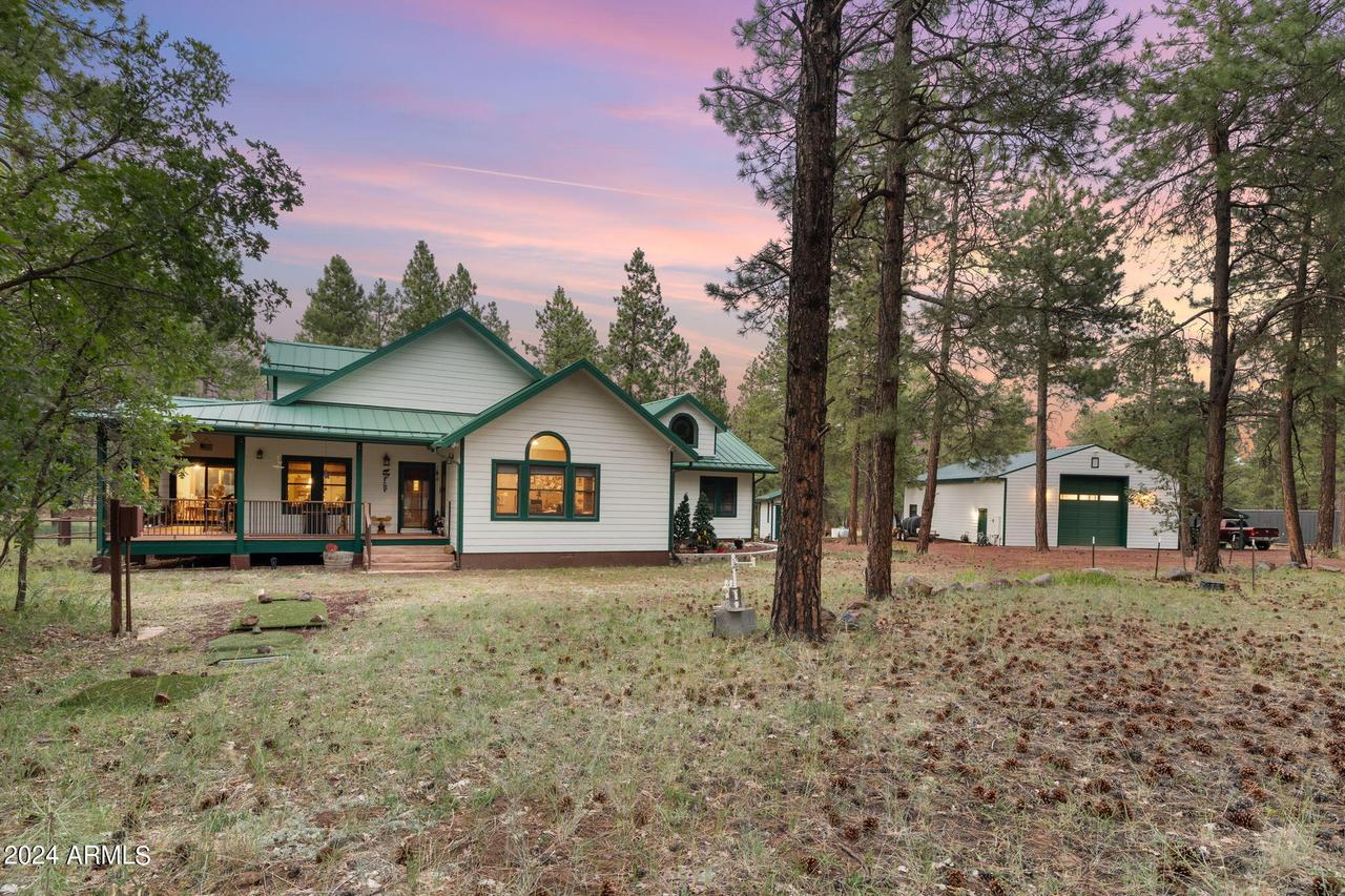 129 E Foothill Tr., Williams, AZ 86046