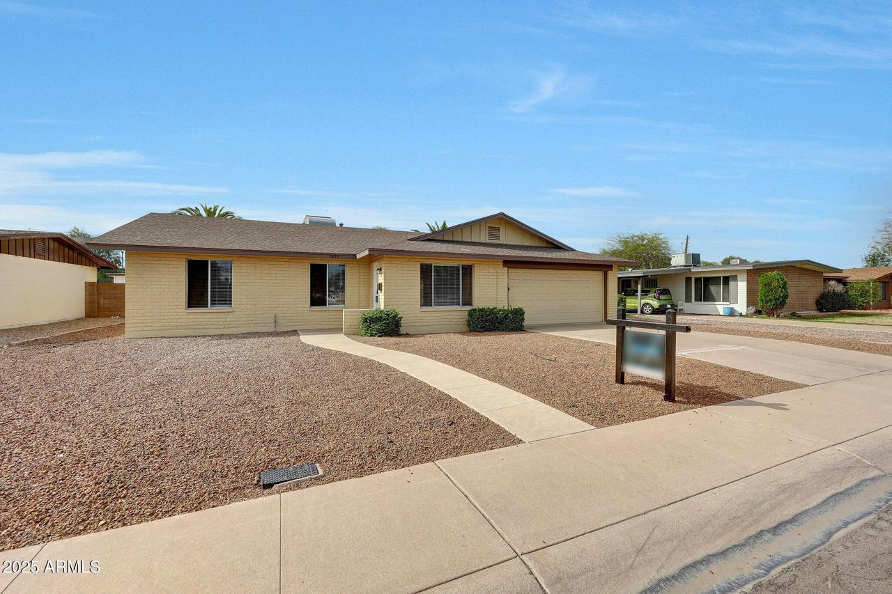 1619 E Del Rio Dr., Tempe, AZ 85282
