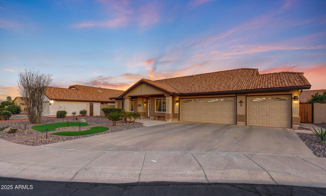 11047 W Irma Ln., Peoria, AZ 85373