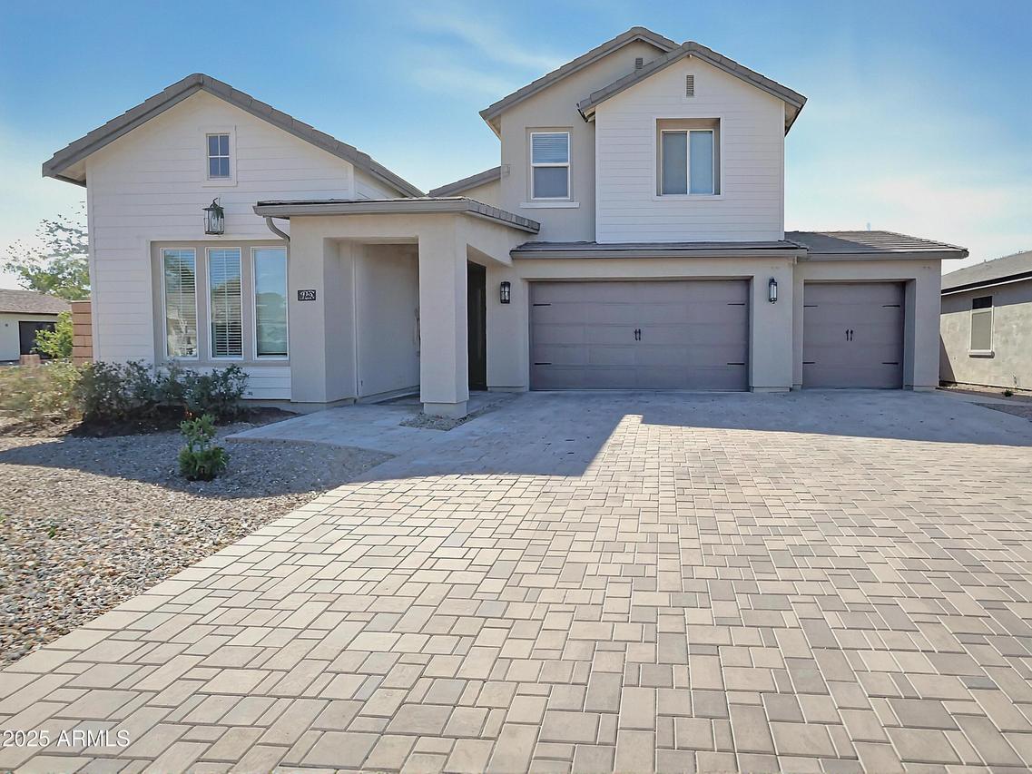 11663 W Luxton Ln., Avondale, AZ 85323