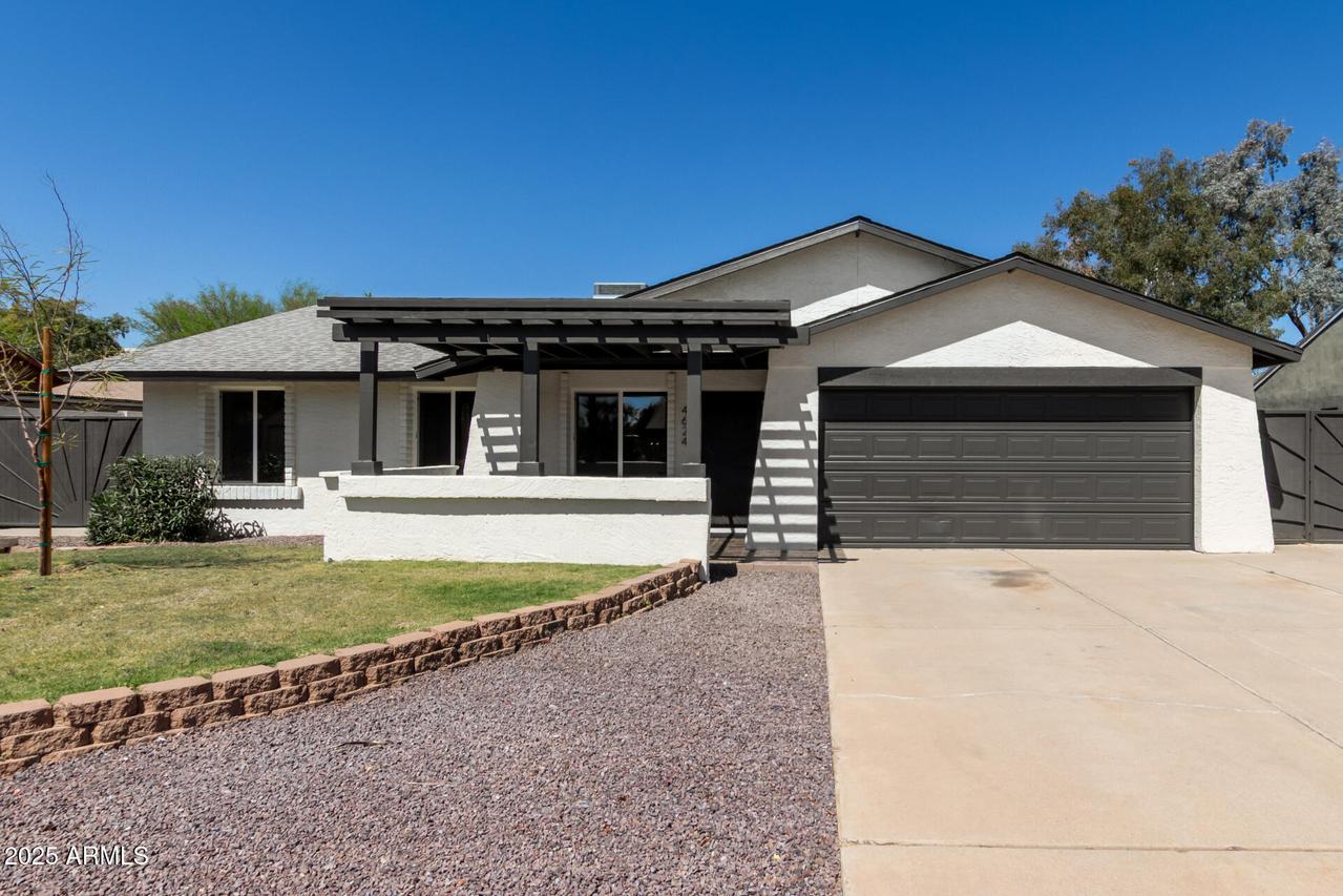 4624 E Aire Libre Ave., Phoenix, AZ 85032