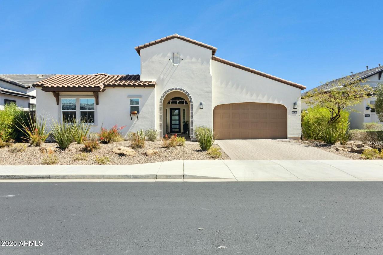 22743 N 97th Dr., Peoria, AZ 85383