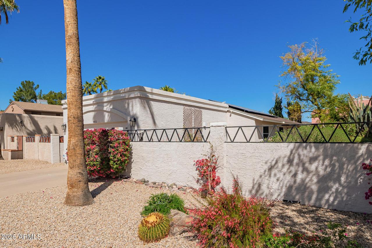 4410 W Westcott Dr., Glendale, AZ 85308