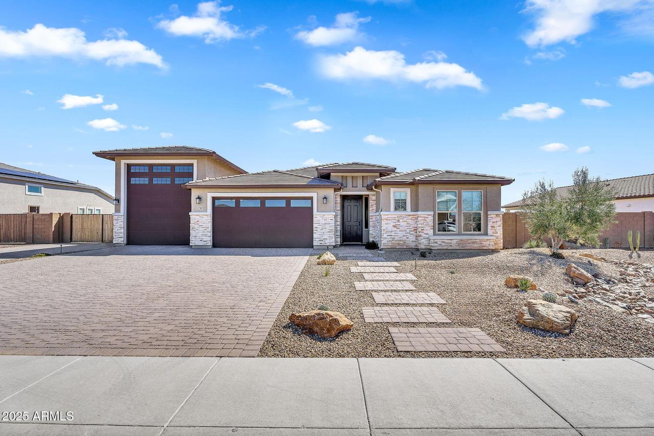 27787 N Hibiscus Ln., San Tan Valley, AZ 85143