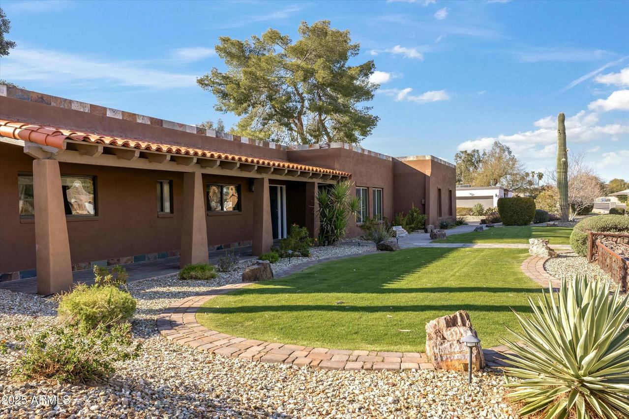 13802 N 64th Pl., Scottsdale, AZ 85254