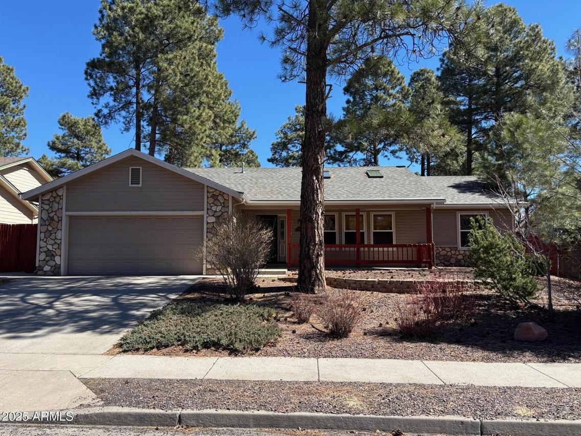 2442 S Highland Mesa Rd., Flagstaff, AZ 86001