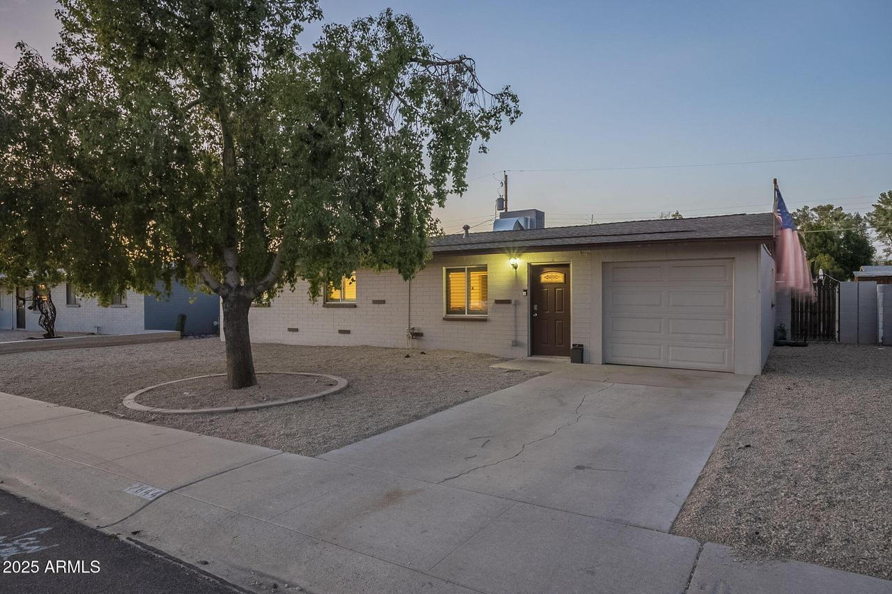 7844 E Beatrice St., Scottsdale, AZ 85257