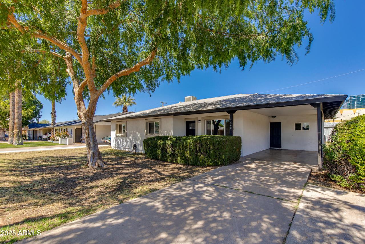 2508 E Highland Ave., Phoenix, AZ 85016