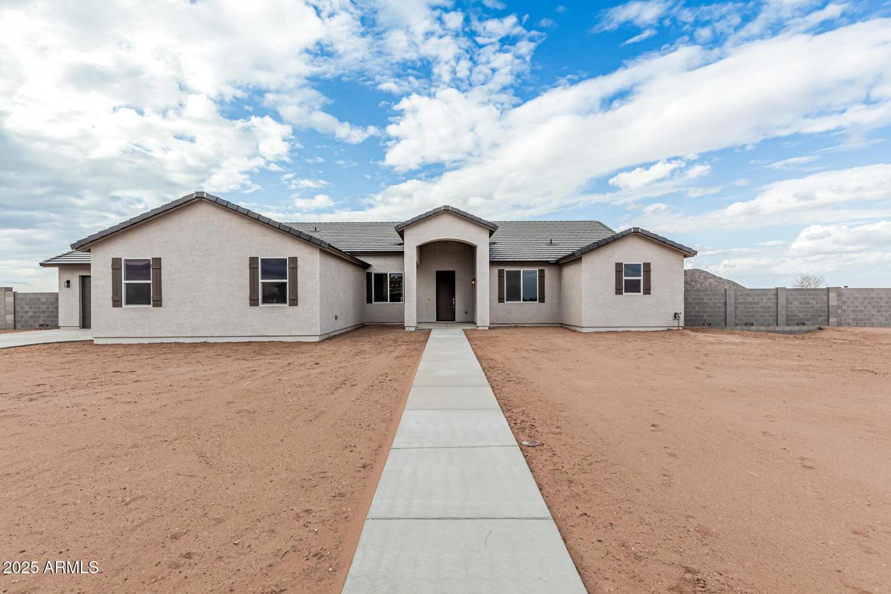 9430 W Sandstone Mountain Dr., Casa Grande, AZ 85194