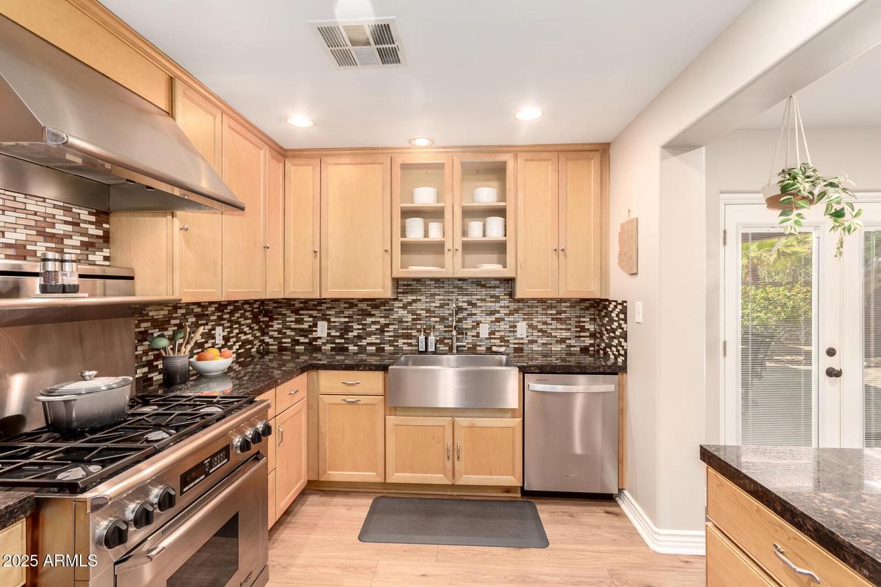 2246 E Glenrosa Ave., Phoenix, AZ 85016