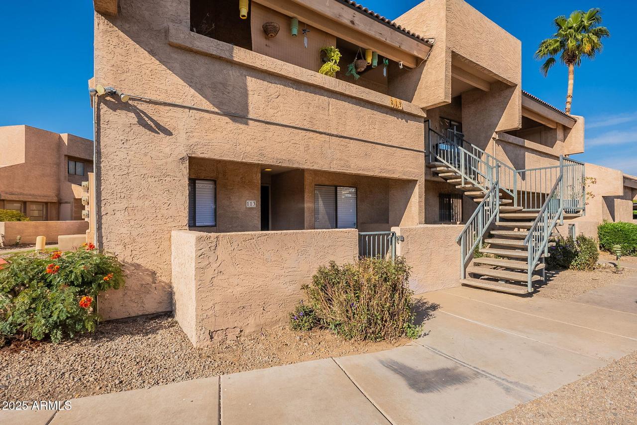 10828 N Biltmore Dr. #113, Phoenix, AZ 85029