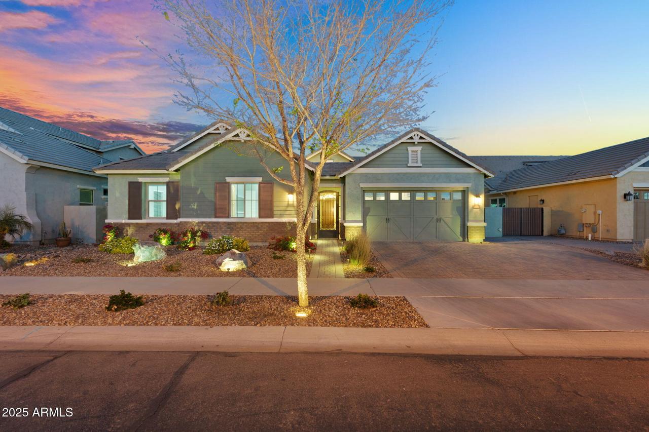 2617 S Jeffry St., Gilbert, AZ 85295