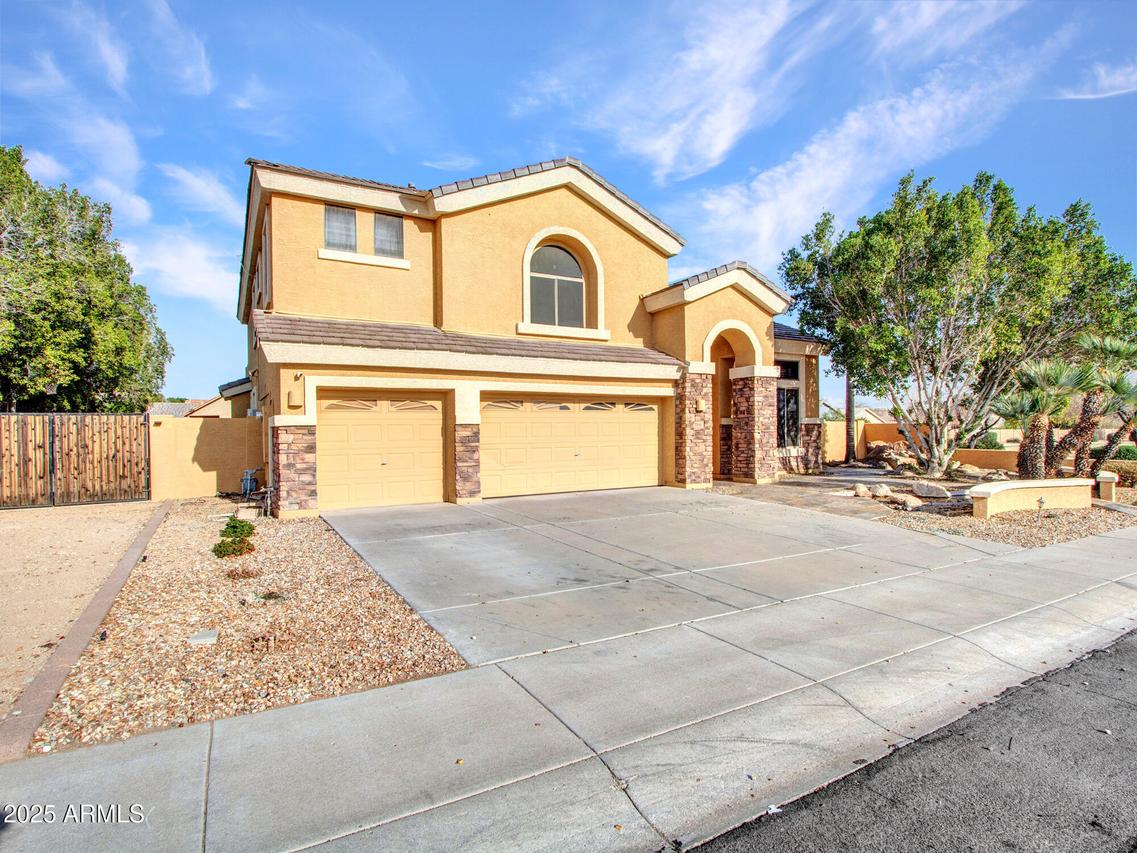 25453 N 68th Ln., Peoria, AZ 85383