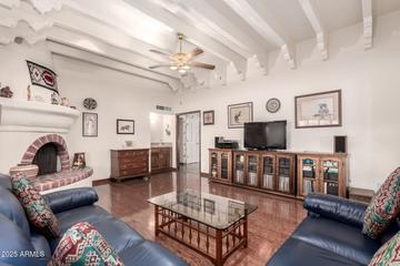 1934 E Hale St., Mesa, AZ 85203