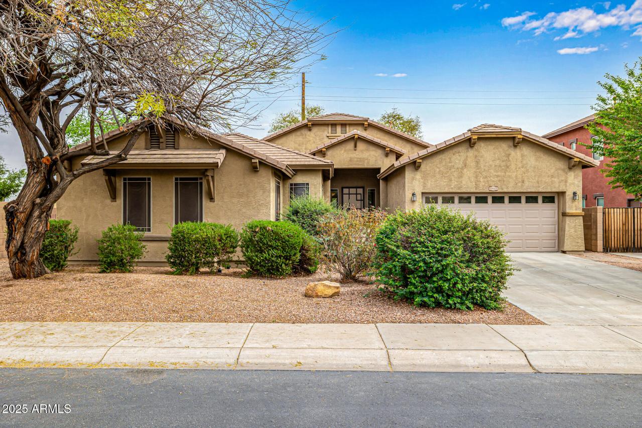 6833 N 71st Dr., Glendale, AZ 85303