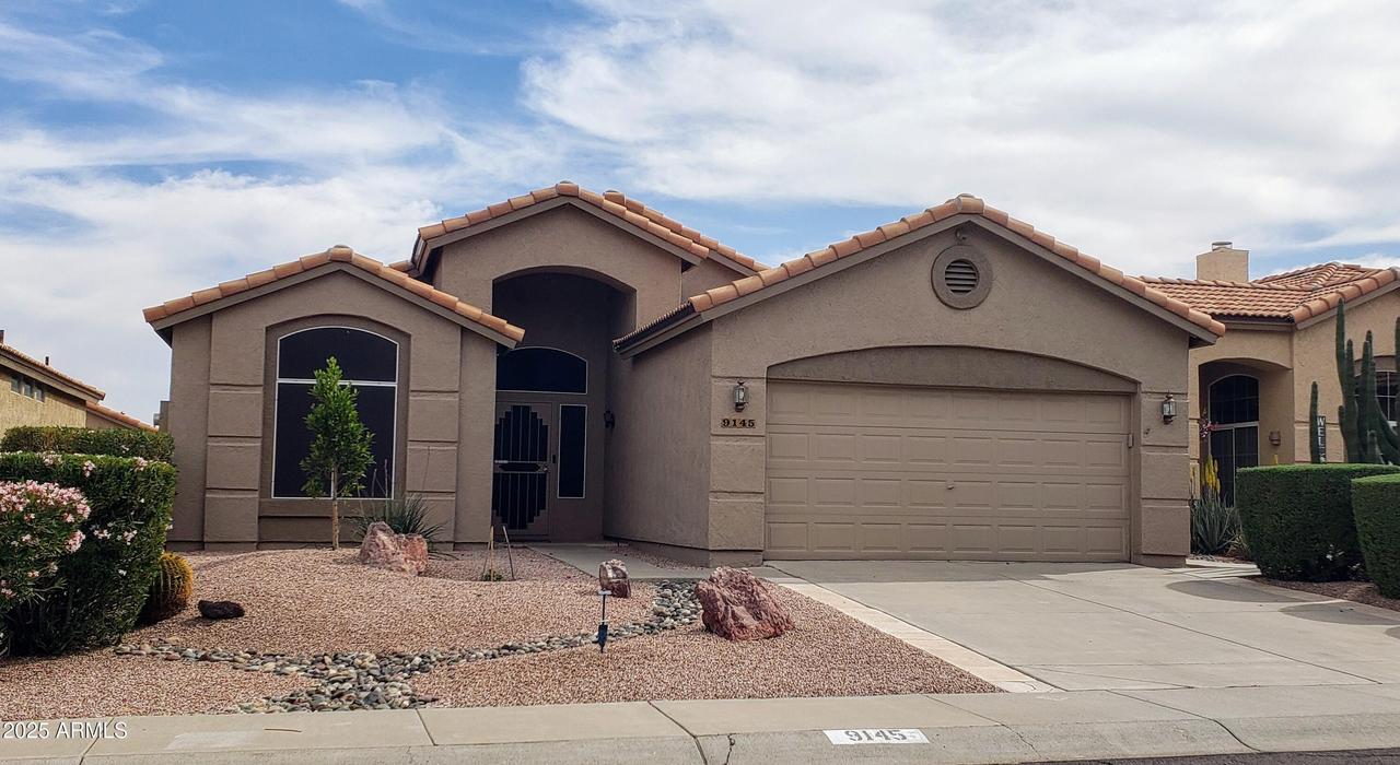 9145 W Menadota Dr., Peoria, AZ 85382