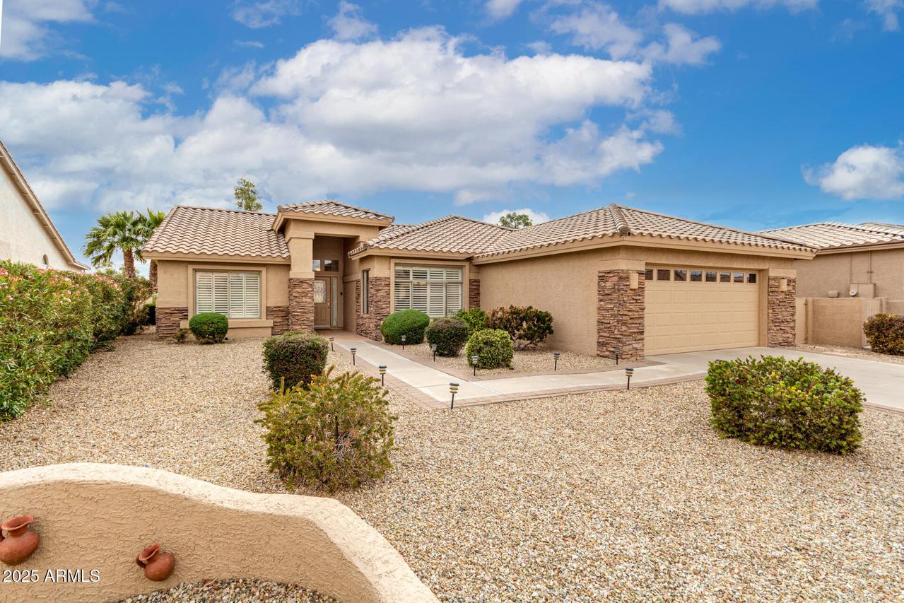9853 E Cedar Waxwing Dr., Sun Lakes, AZ 85248
