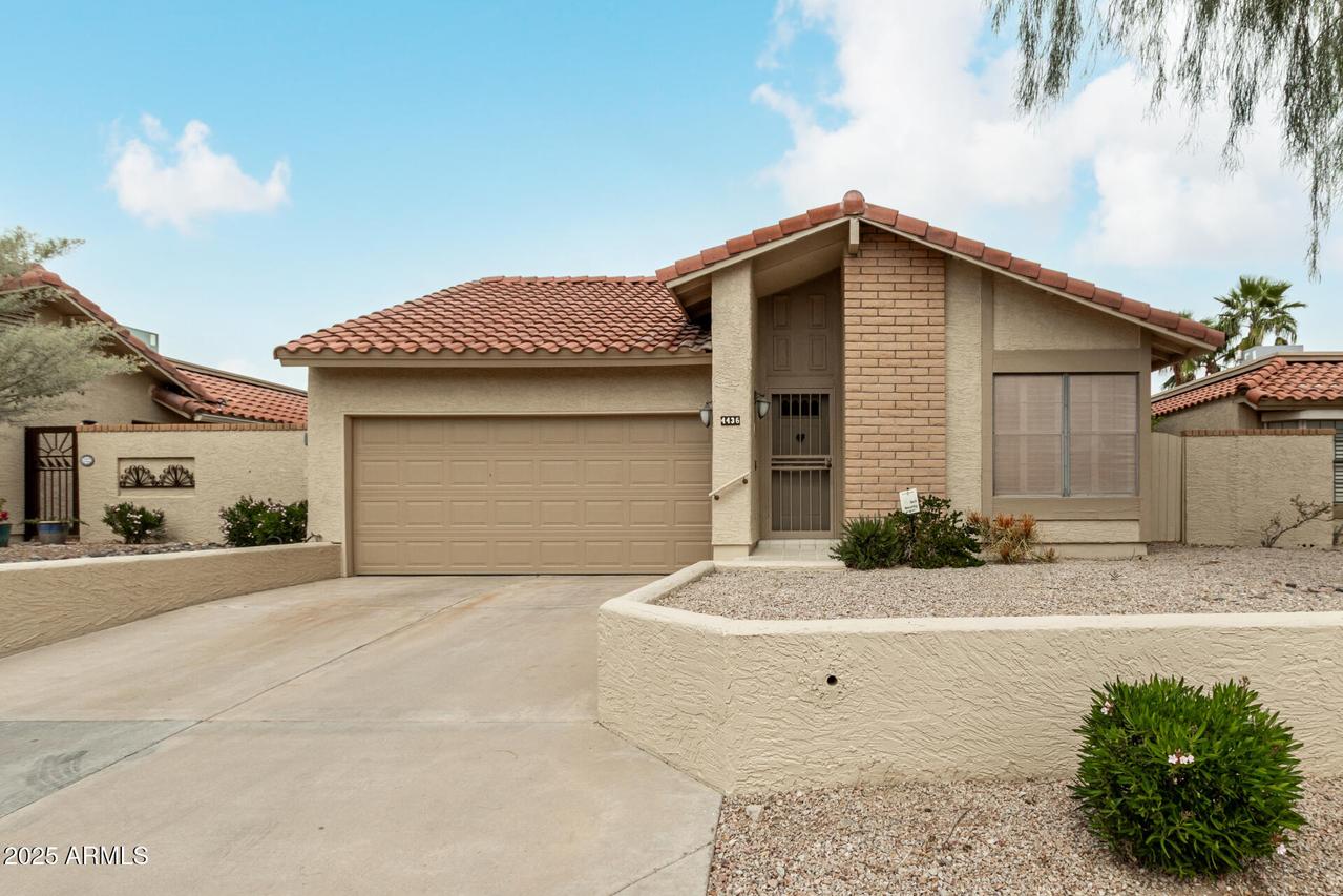 4436 E Shomi St., Phoenix, AZ 85044