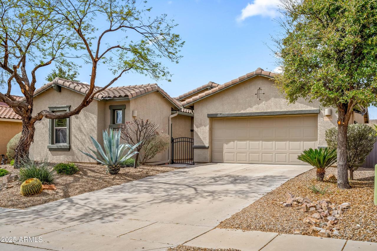 11725 N Sage Brook Rd., Tucson, AZ 85737