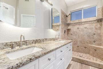 21313 N 59th Dr., Glendale, AZ 85308