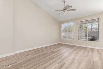 21313 N 59th Dr., Glendale, AZ 85308