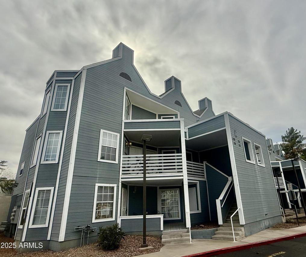 1505 N Center St. #220, Mesa, AZ 85201