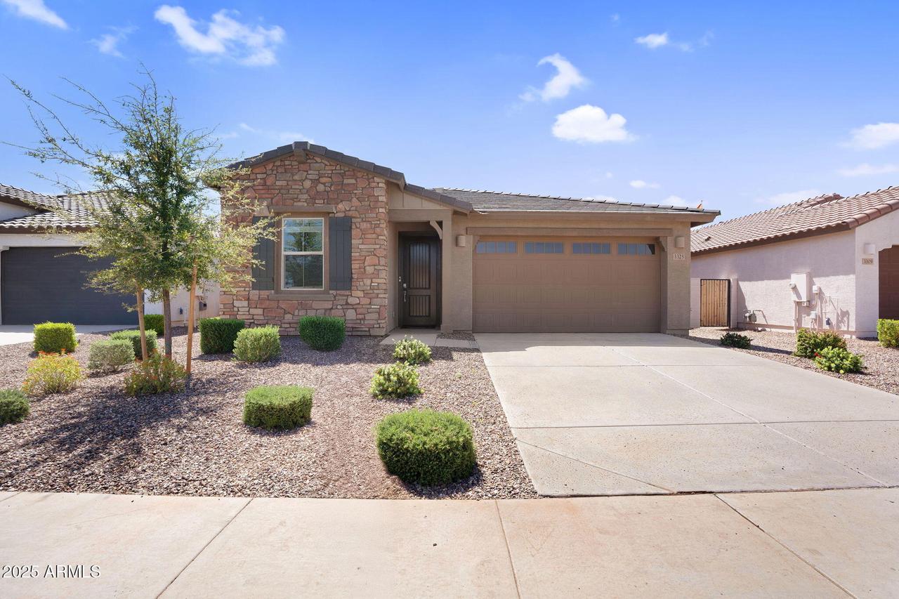 3325 E Malibu Dr., San Tan Valley, AZ 85143