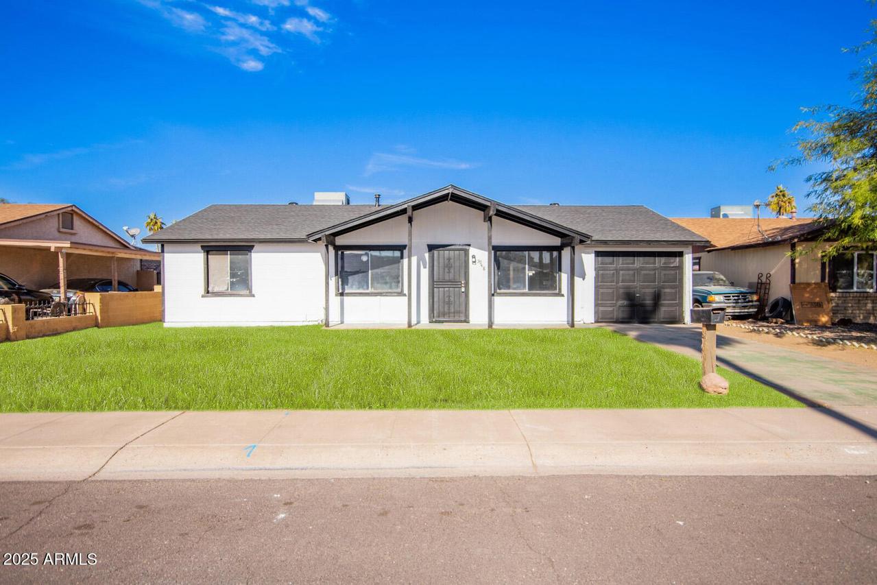 5948 W Holly St., Phoenix, AZ 85035