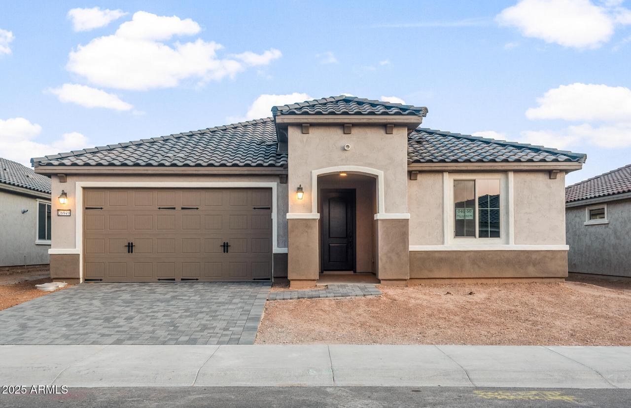 26949 W Lone Cactus Dr., Buckeye, AZ 85396