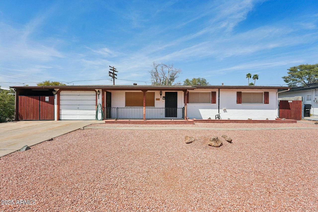 1214 E Butler Dr., Phoenix, AZ 85020