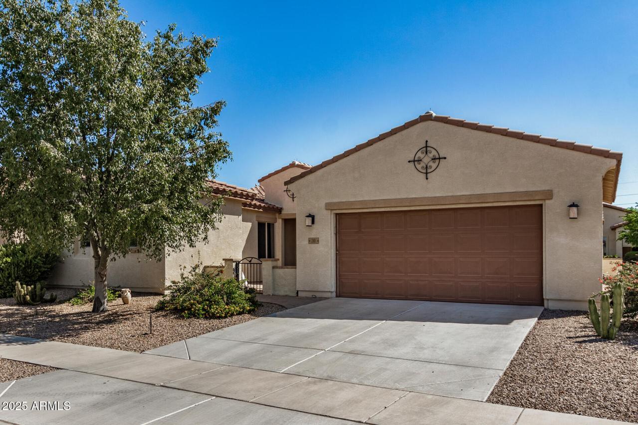 240 N Monterey Ct., Casa Grande, AZ 85194