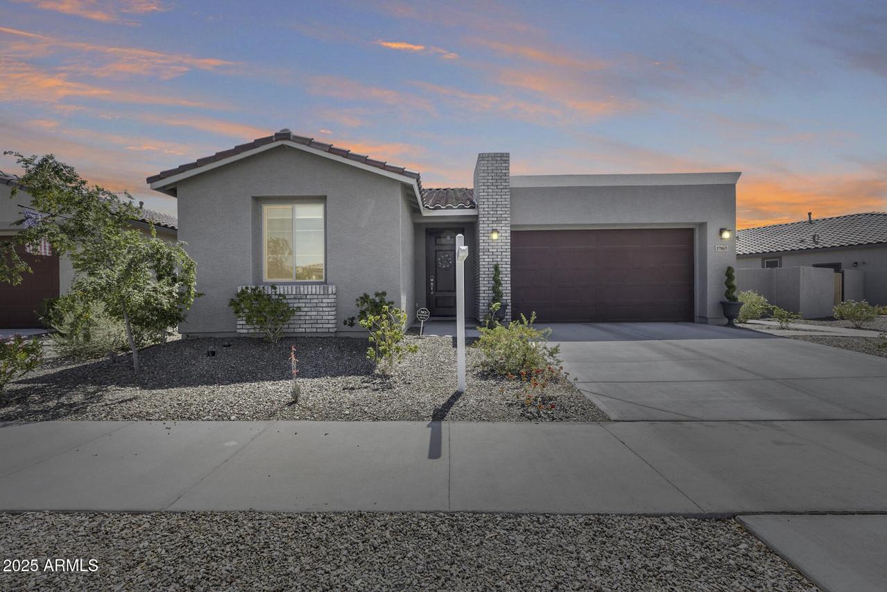 17865 W Thistle Landing Dr., Goodyear, AZ 85338