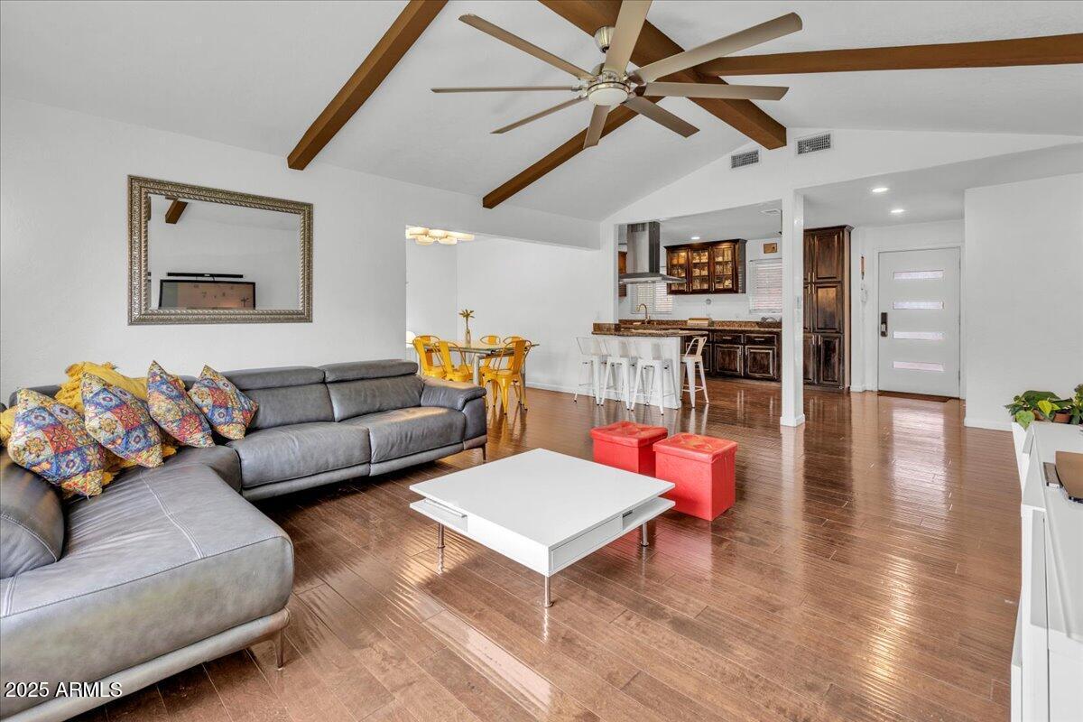 6747 N 12th St., Phoenix, AZ 85014