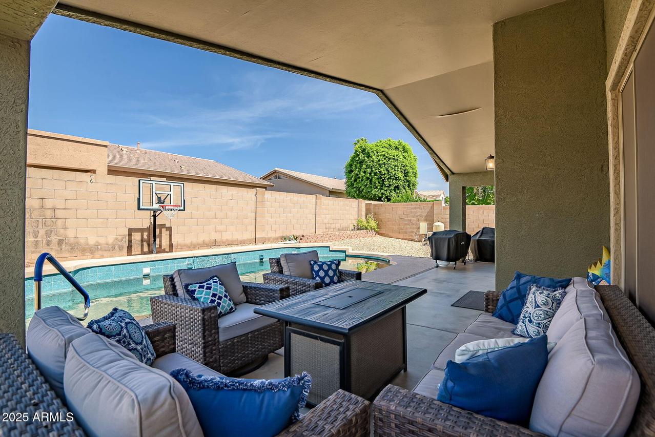 6848 W Aurora Dr., Glendale, AZ 85308