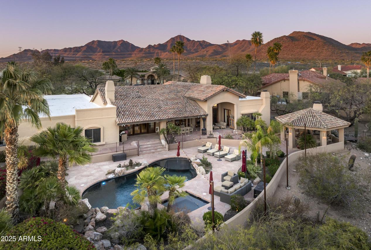 10561 E Windrose Dr., Scottsdale, AZ 85259