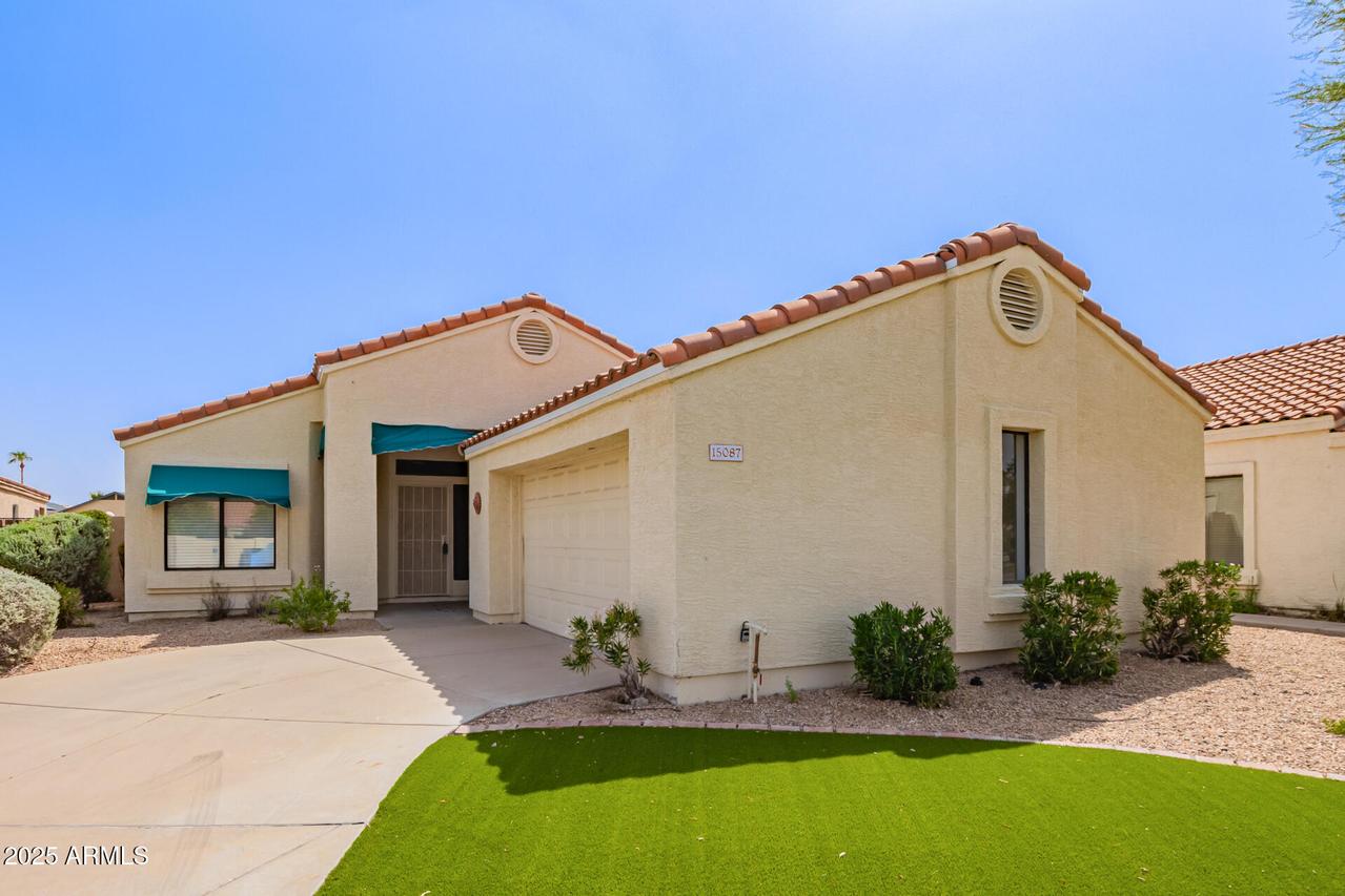 15087 N 86th Dr., Peoria, AZ 85381