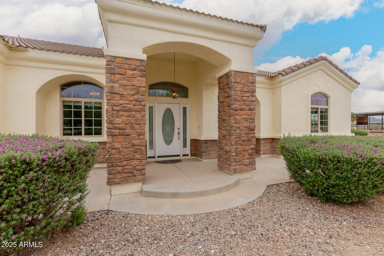 6924 S 219th Dr., Buckeye, AZ 85326