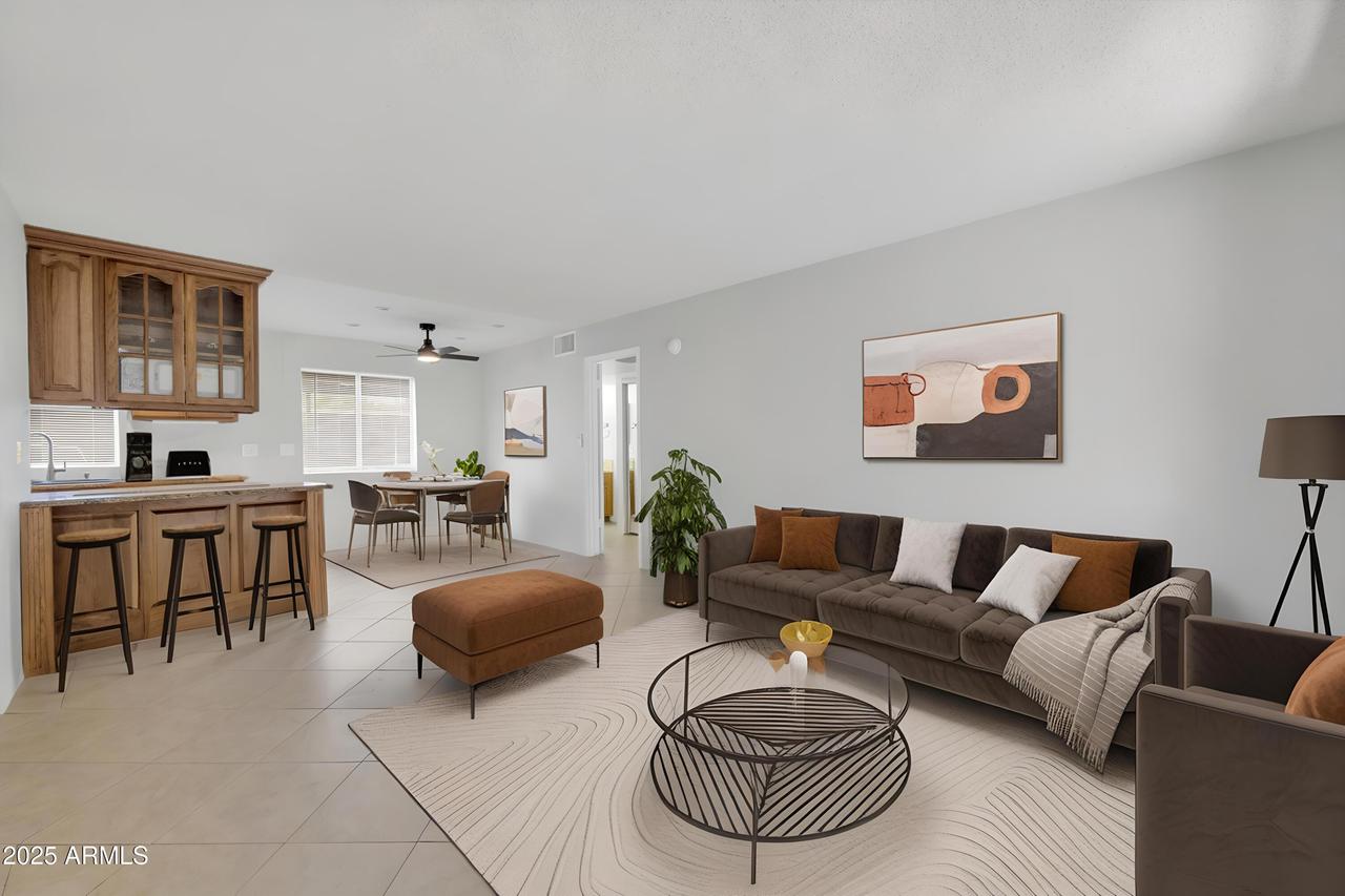 4554 E Paradise Village Pkwy. #161, Phoenix, AZ 85032