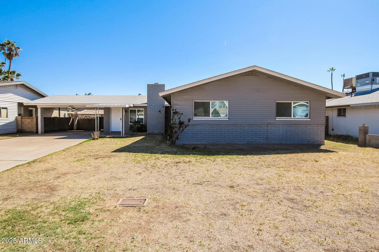 1055 W Dragoon Ave., Mesa, AZ 85210