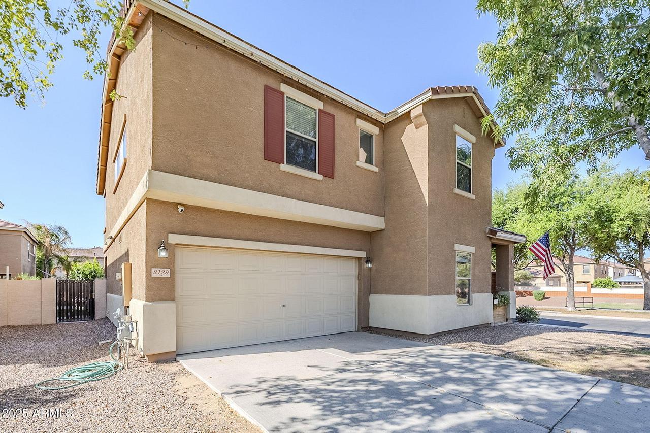 2129 S Luther Ave., Mesa, AZ 85209